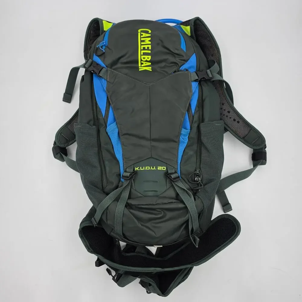 CamelBak KUDU Protector 20 MTB Hydration Backpack Spine Armor Green Blue EUC M-L